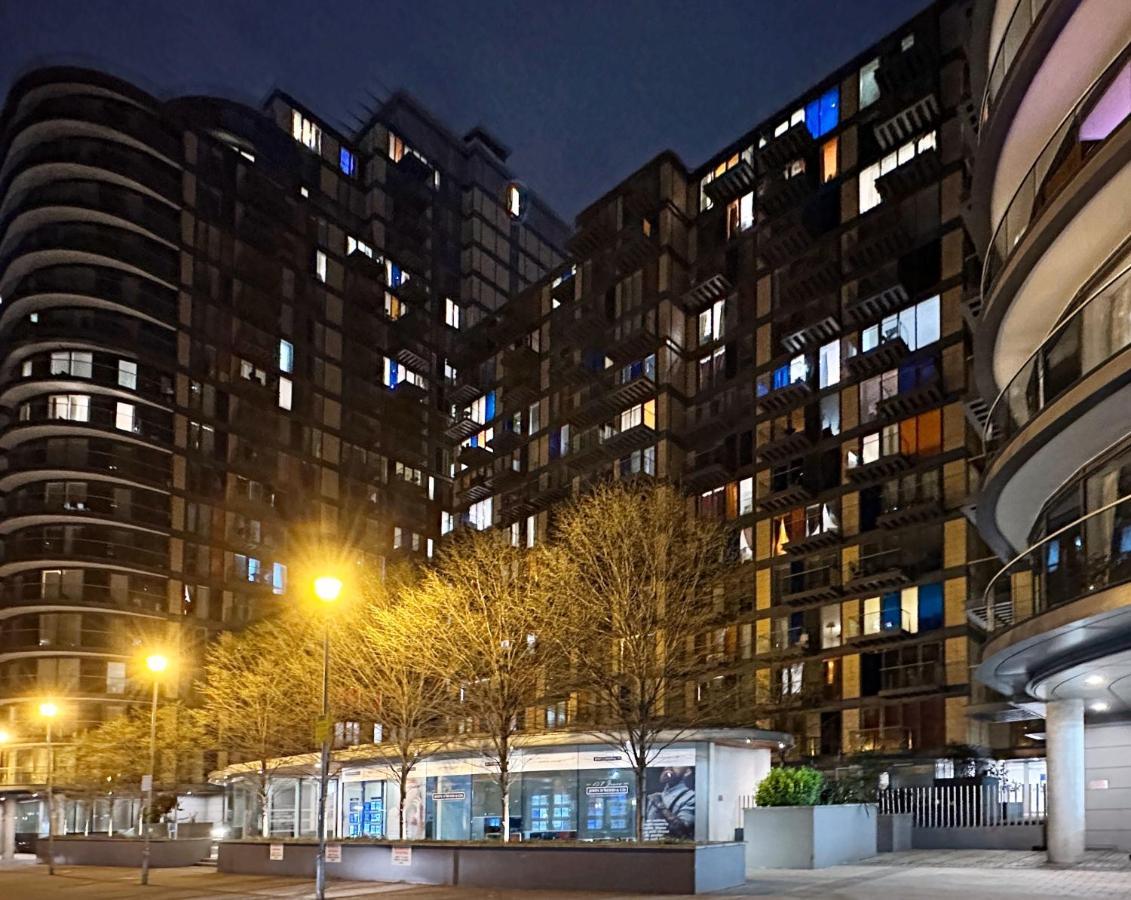 Stylish Apartment In Canary Wharf London Exterior foto