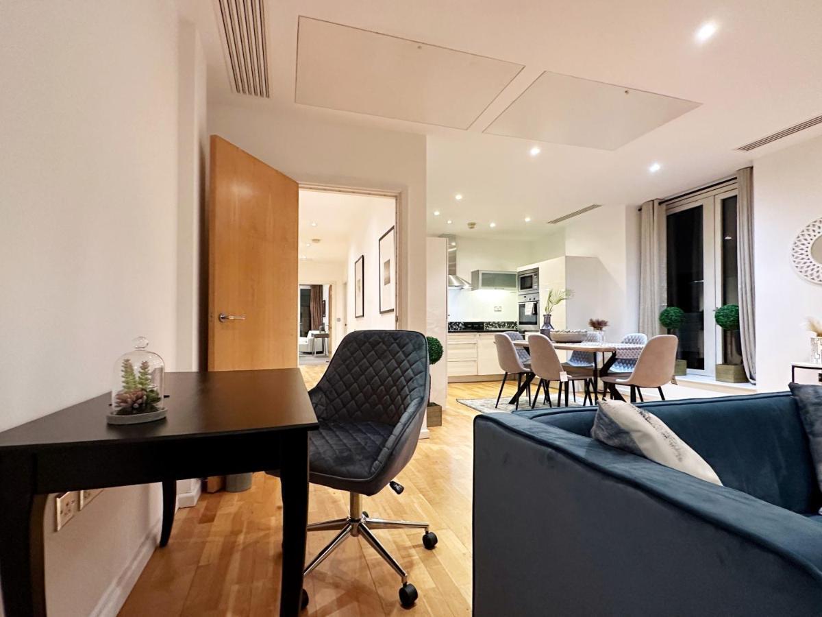 Stylish Apartment In Canary Wharf London Exterior foto
